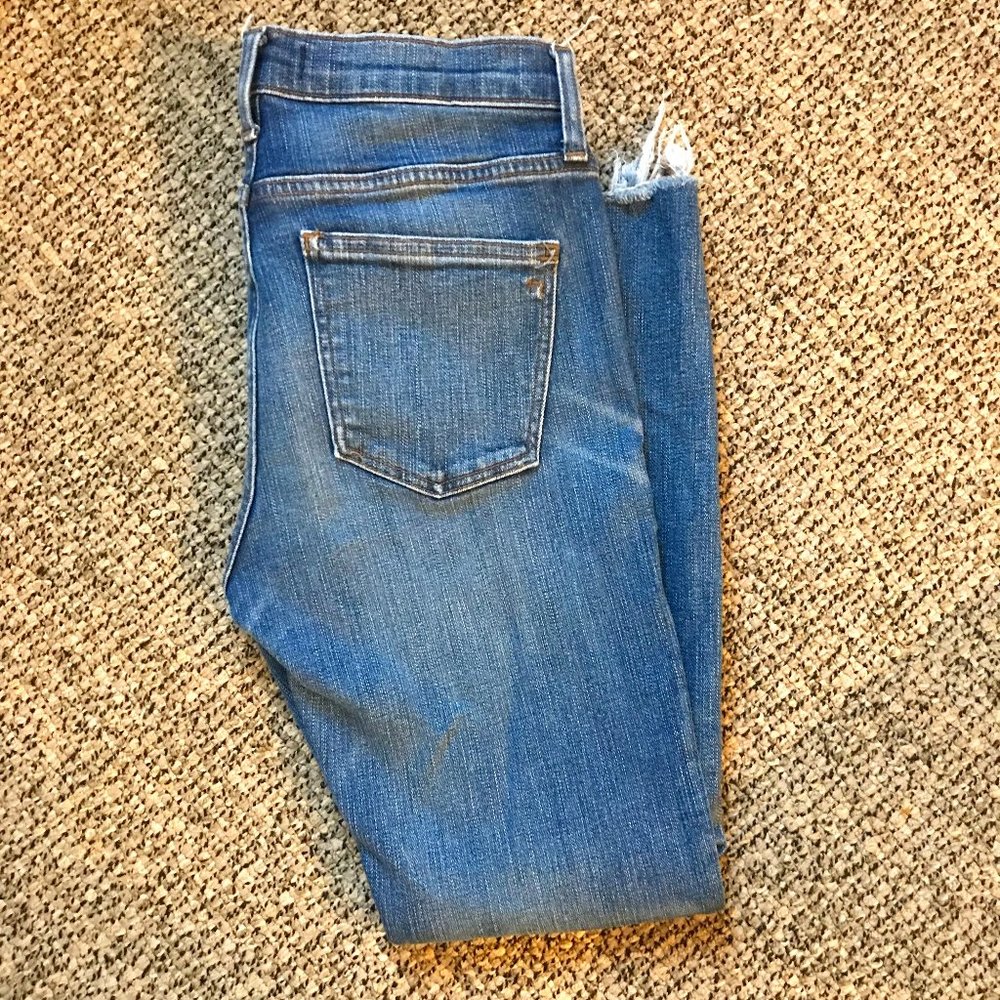 Madewell High Rise Skinny Crop Jeans with Distressed Cuffs Size 27